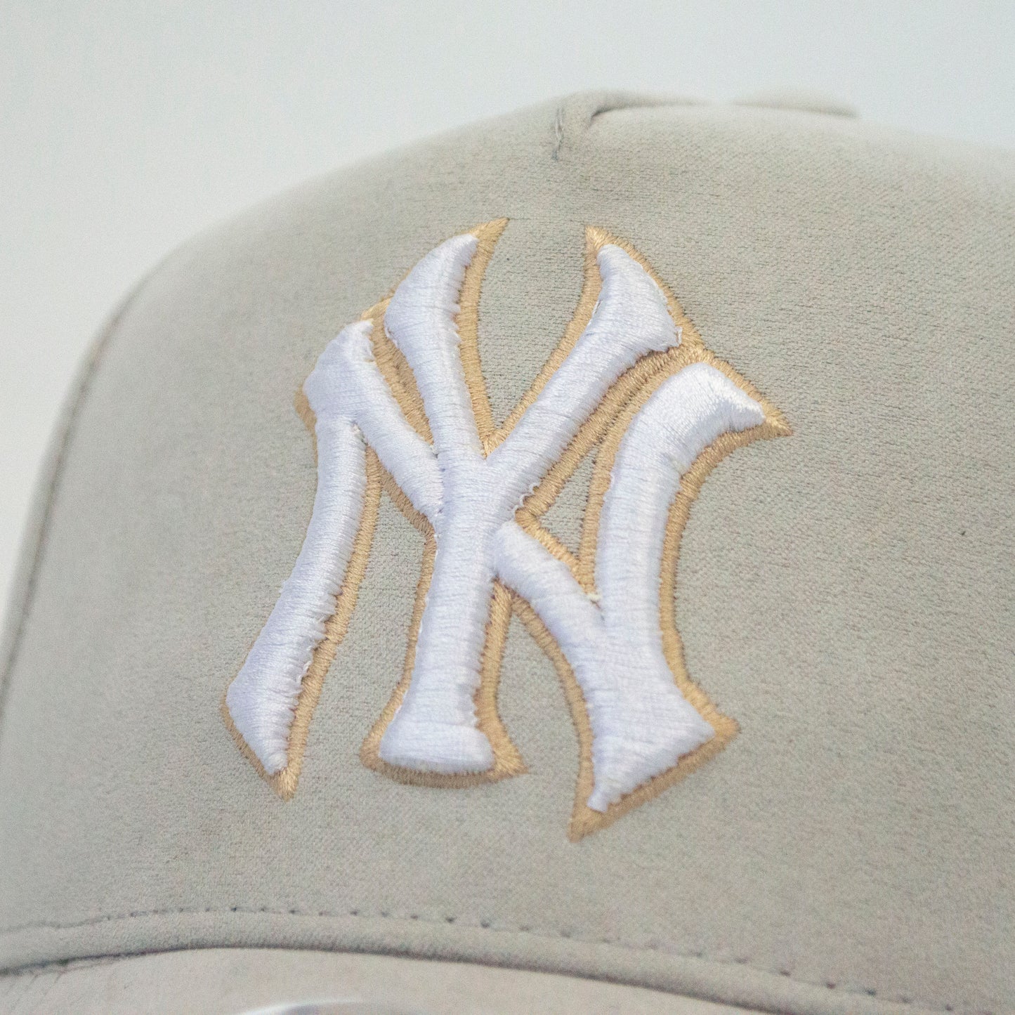 YANKEES GRIS & BEIGE